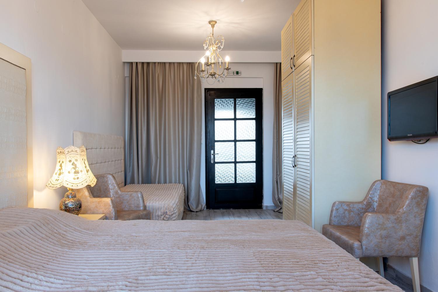 Assa Maris Beach Hotel Pyrgadikia Exterior photo